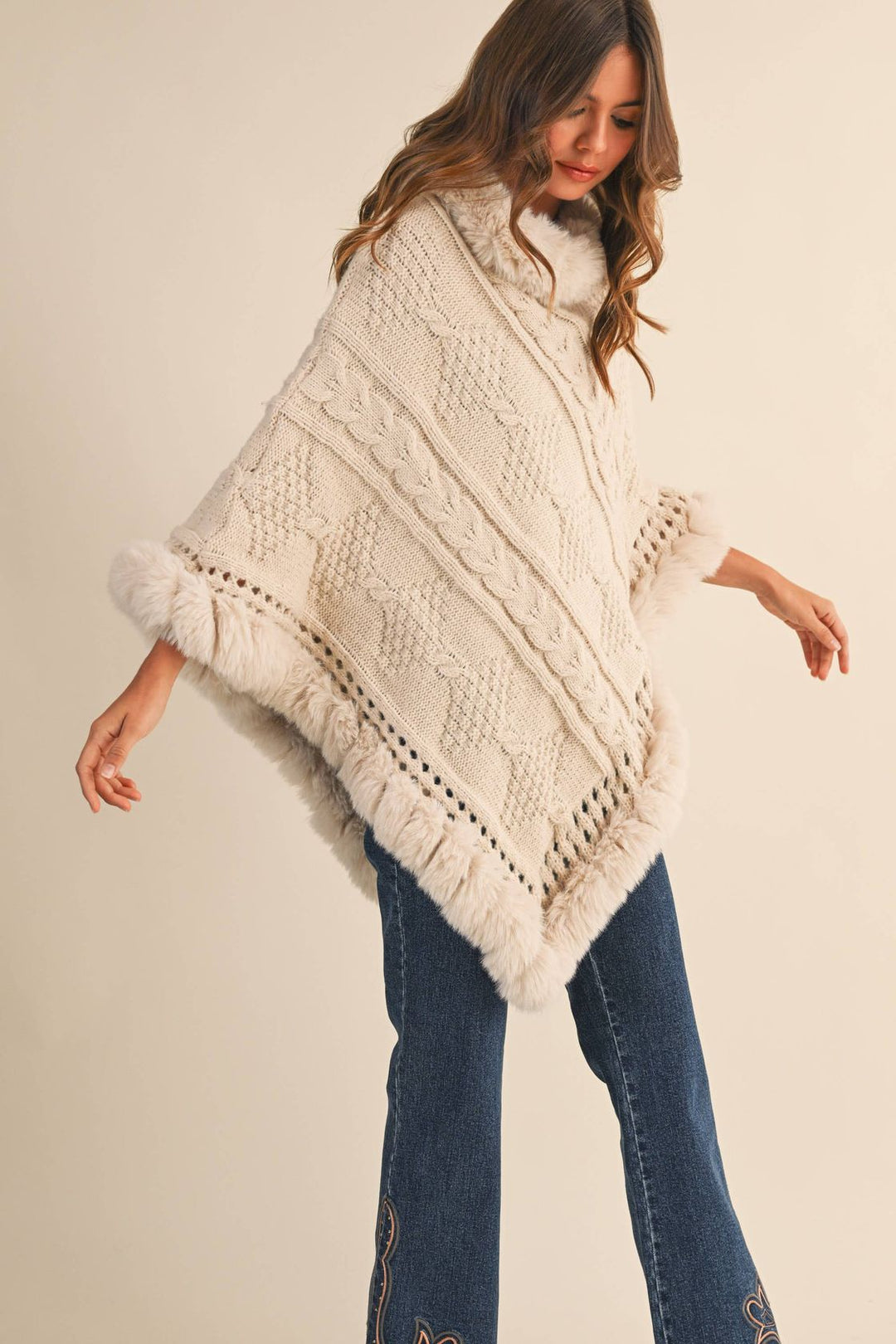 Faux Fur Trim Sweater Poncho