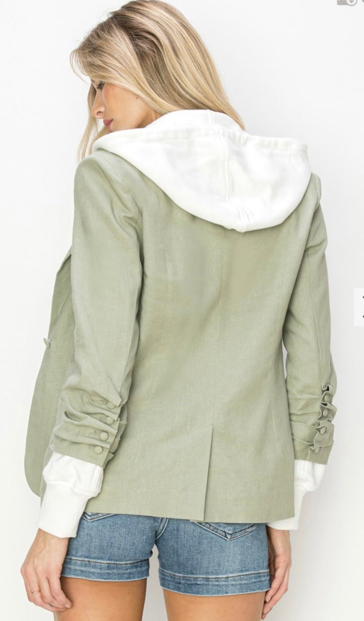 Momentum Linen Blazer