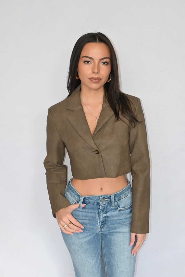 Cari Cropped Blazer
