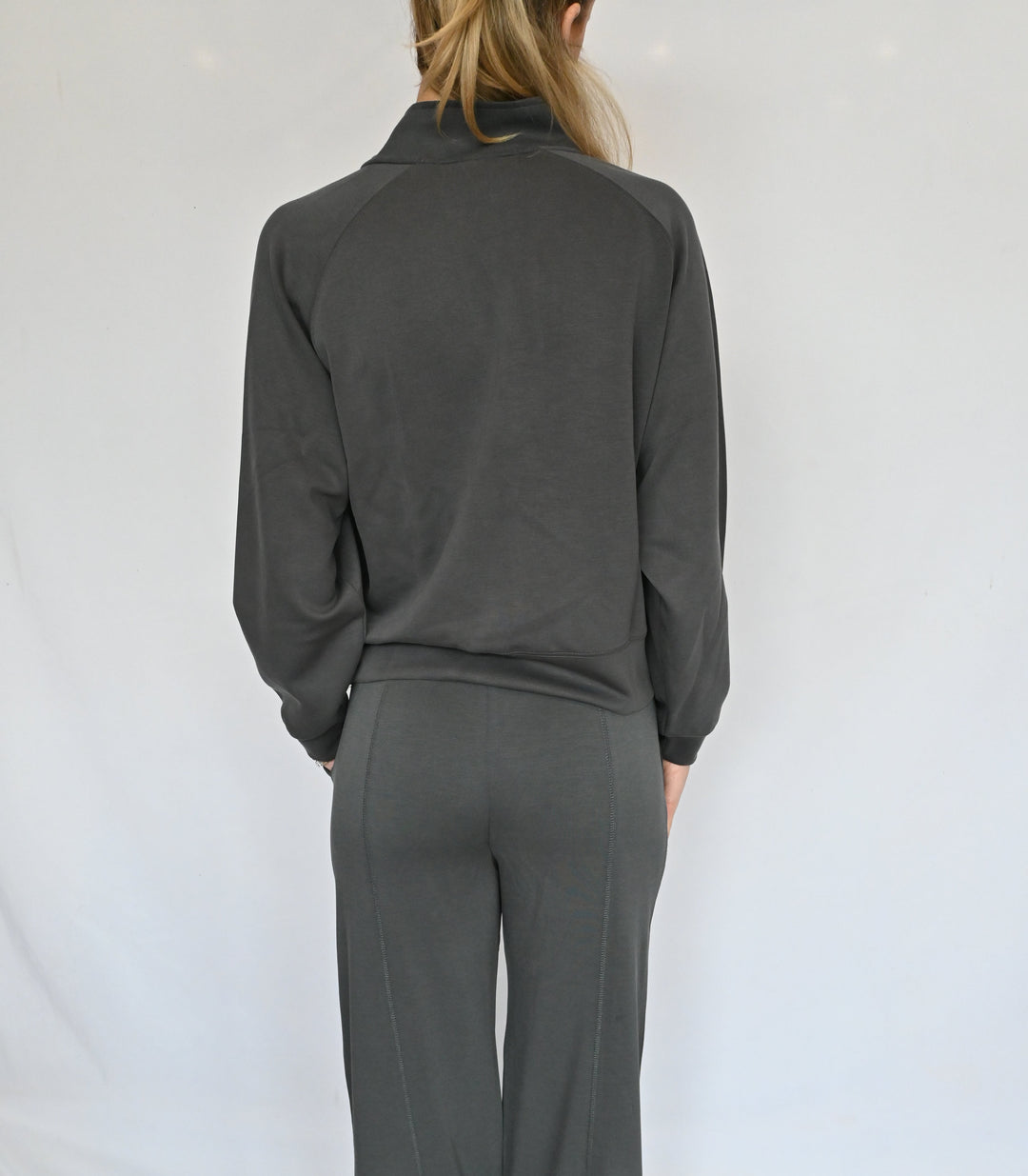 Graphite Cloud Pullover