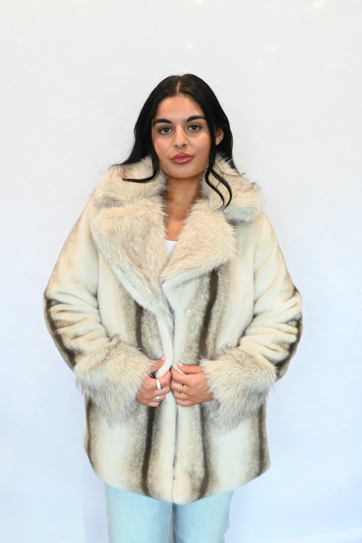 CARMELINA COAT