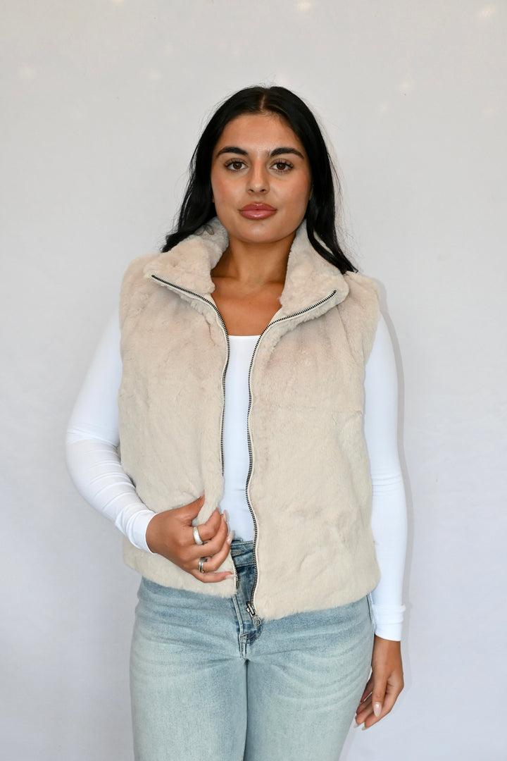 REVERSIBLE FAUX FUR VEST