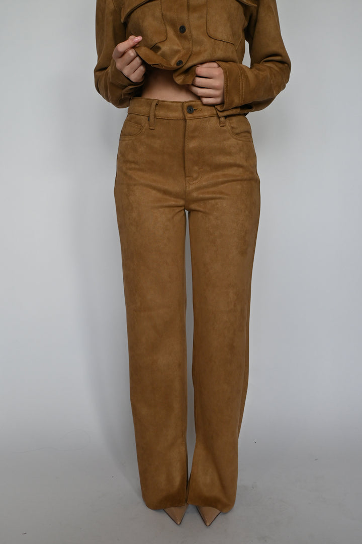 Ella Suede Classic Straight