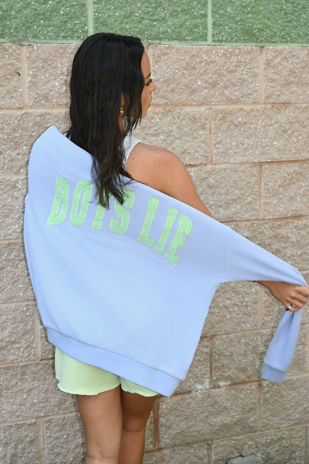 LILAC RAZZLE DAZZLE V4 KARA CREWNECK