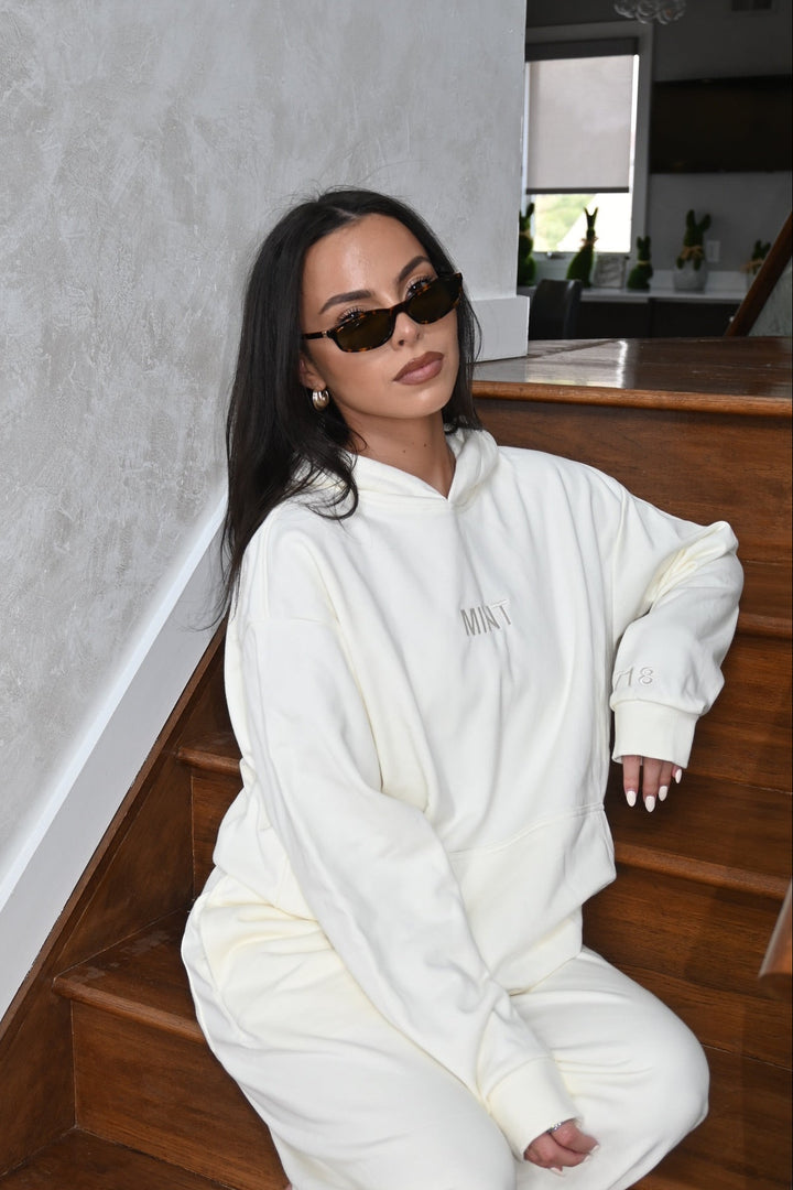 MINT 718 Embroidered Wrist Hoodie