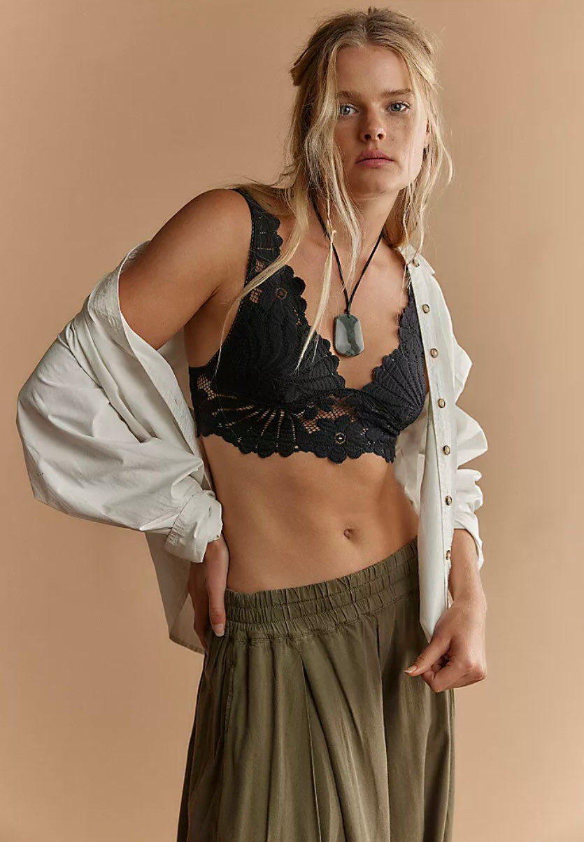 Petal Party Plunge Bralet