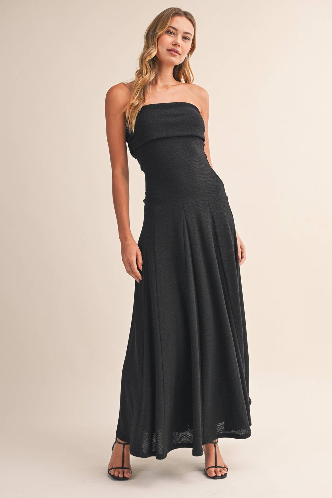 Tube Maxi Dress M / Black Tube Maxi Dress M / Black