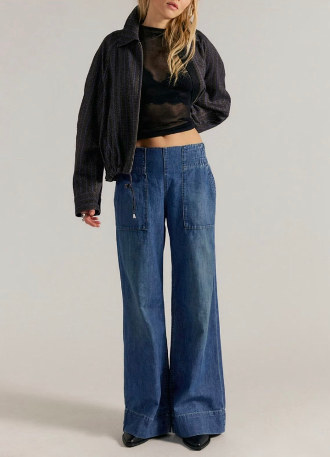 BREEZY DENIM PULL ON