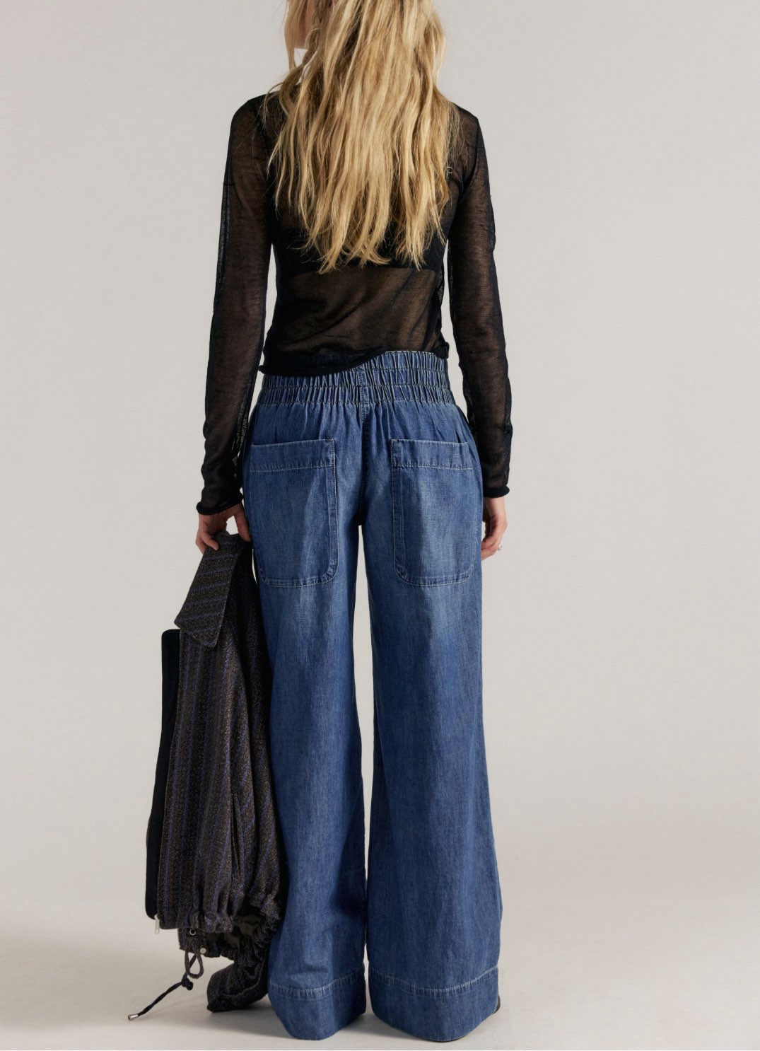 BREEZY DENIM PULL ON