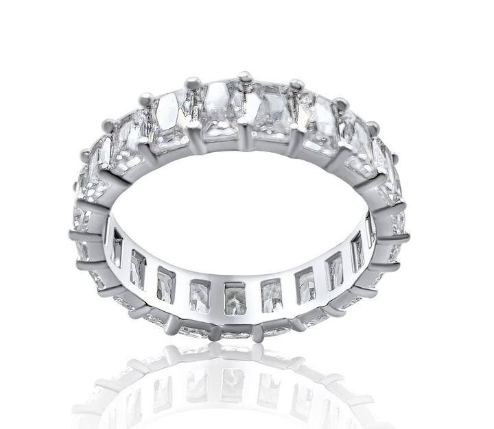 Maddie Ring