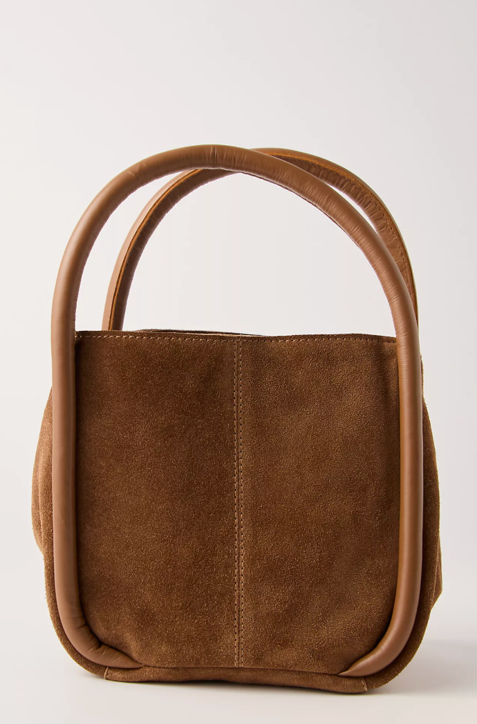 Barlow Bucket Bag
