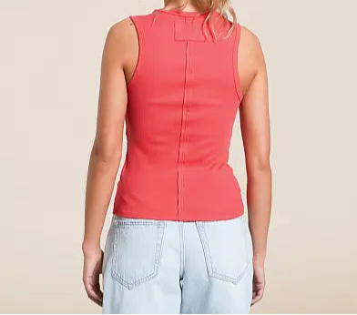 Neria Tank