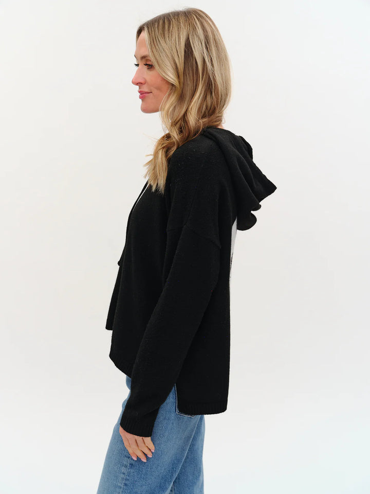 SKULL GRAPHIC HOODED SWEATER